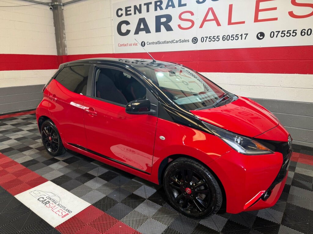 Toyota Aygo 1.0 Vvt-i X-cite 4 Red Bi-tone Euro 6 Red