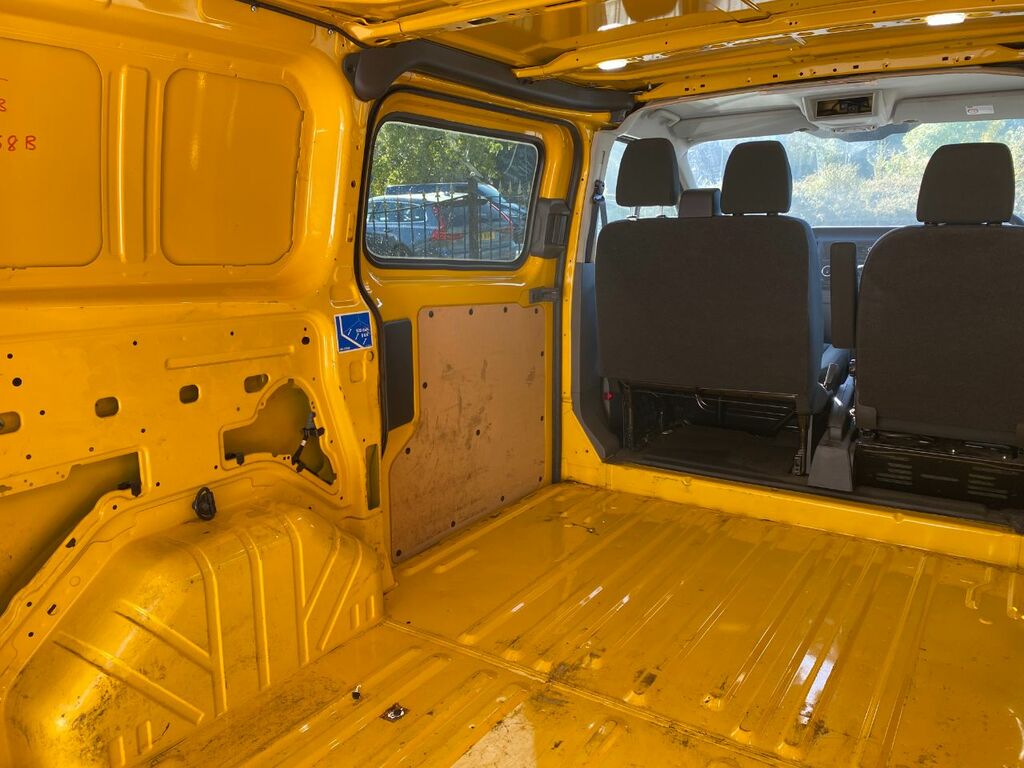 Ford Transit Custom 2.0 Tdci 130Ps Low Roof Van LD19HPC Yellow #6