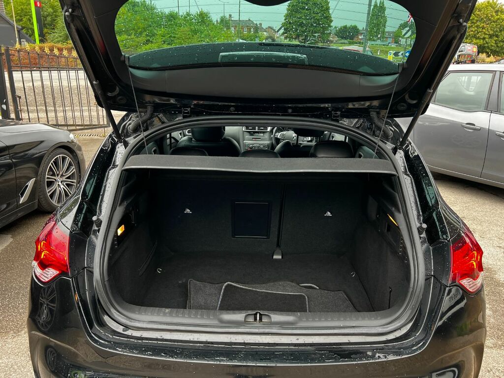 Citroen DS4 1.6 E-hdi 115 Dstyle Black #6