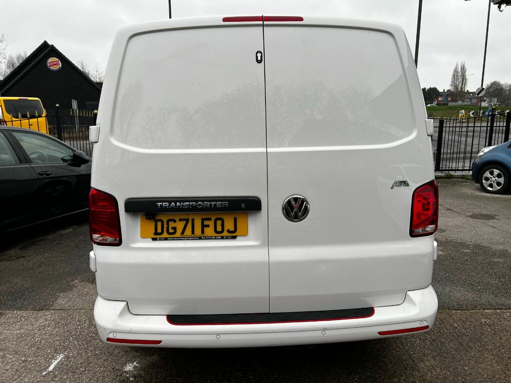 Volkswagen E-Transporter 83Kw 37.3Kwh Advance Van DG71FOJ White #5
