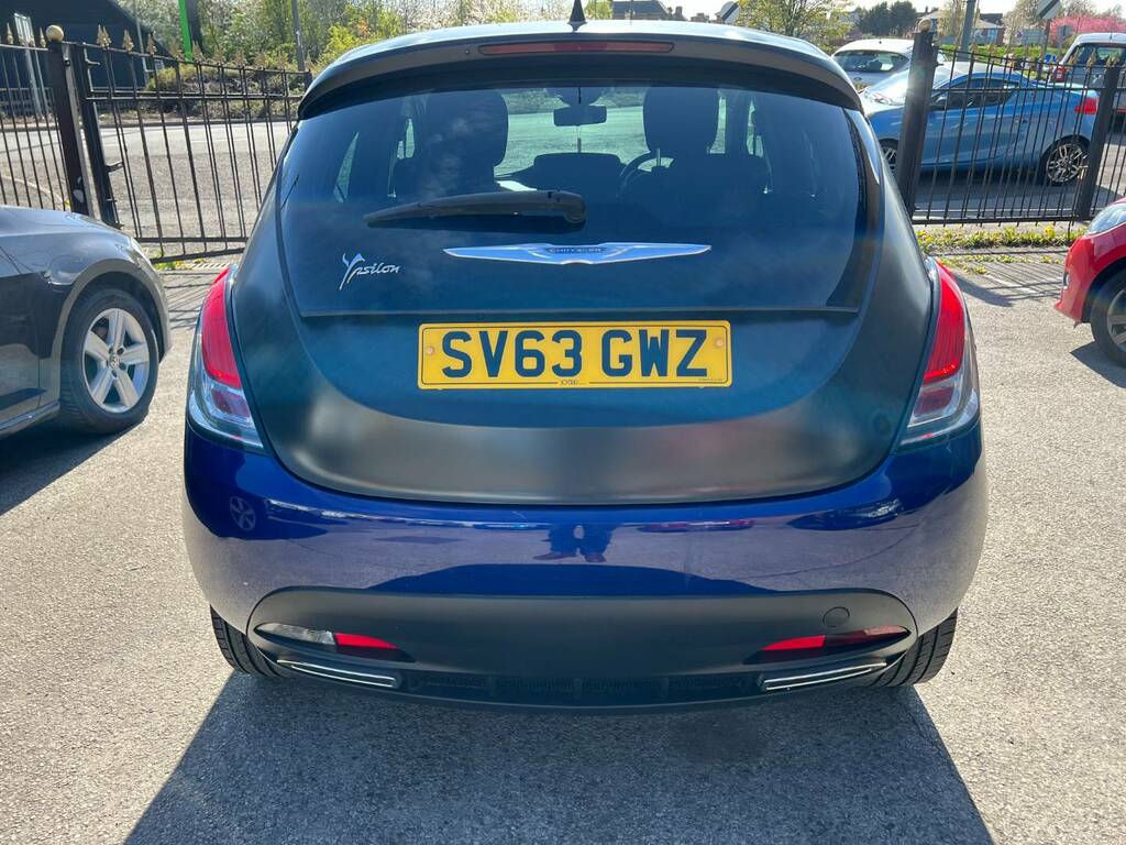 Chrysler Ypsilon 1.2 S-series Blue #5