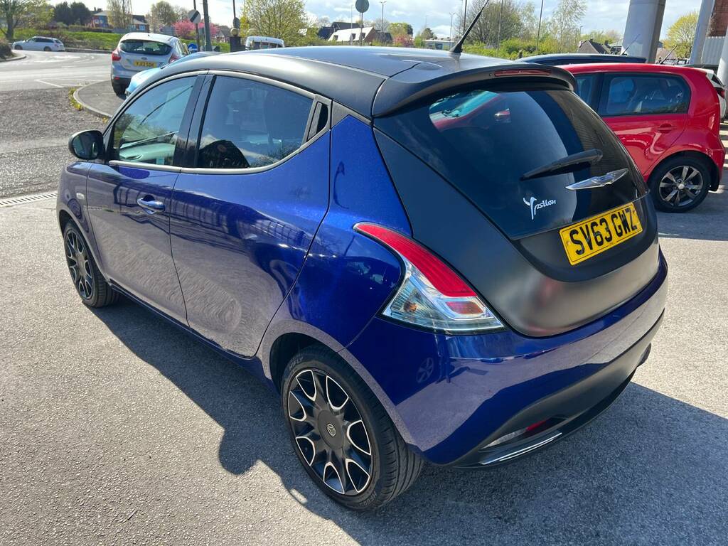 Chrysler Ypsilon 1.2 S-series Blue #6