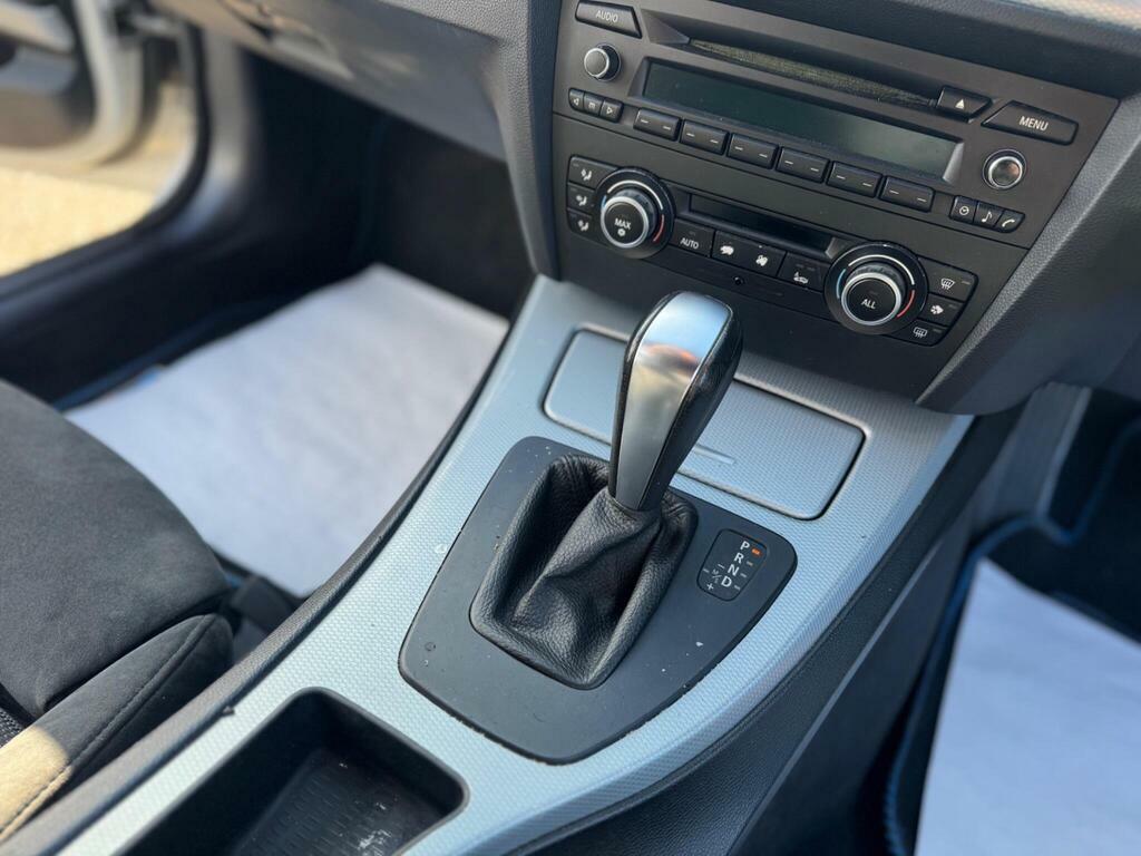 BMW 3 Series 2.0 318D M Sport Touring Steptronic Euro 5 YE59AOW Silver #5
