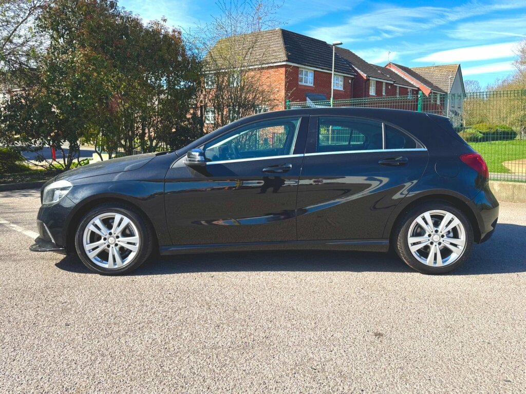 Mercedes-Benz A Class 1.5 A180d Sport Euro 6 Ss KJ66ADU Black #2