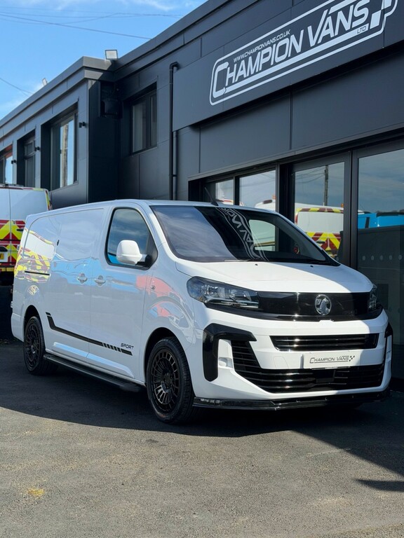 Vauxhall Vivaro 2.0 Turbo D Prime White