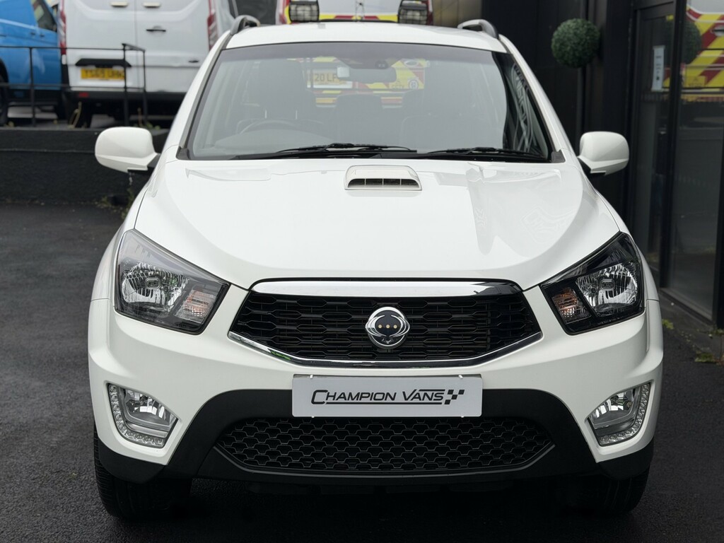 SsangYong Musso 2.2 D Ex White #6