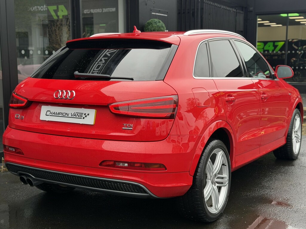 Audi Q3 2.0 Tdi S Line Plus SW64NCZ Red #4