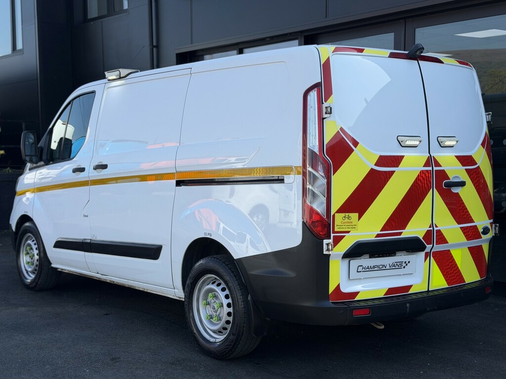 Ford Transit Custom 2.0 320 Ecoblue Leader YS69UHZ White #2
