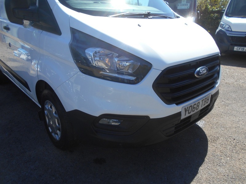 Ford Transit Custom 2019 300 Base P YO68TBU White #4