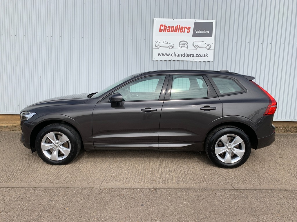 Volvo XC60 2.0 B4 Mhev Momentum Suv Hybrid Aw FV71UKA Grey #6