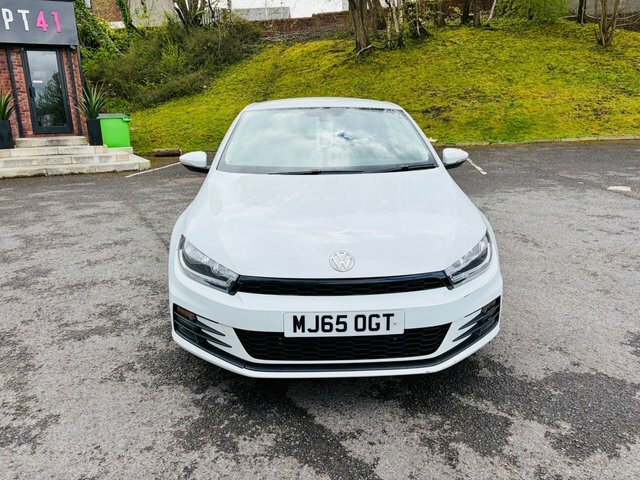 Volkswagen Scirocco 2015 1.4 Tsi Bluemotion Tech Hatchback White #2