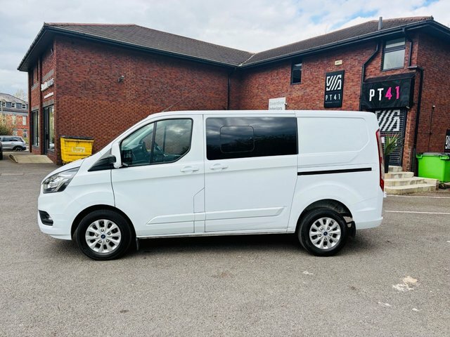 Ford Transit Custom 2023 2.0 300 Ecoblue Limited Crew Van Double Cab 5 MM73DGF White #4