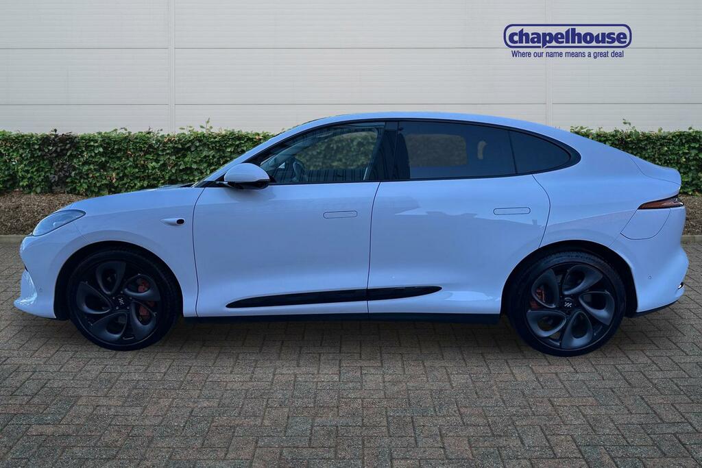 MG IM6 Launch Edition Awd 100Kwh PN75YPT White #6