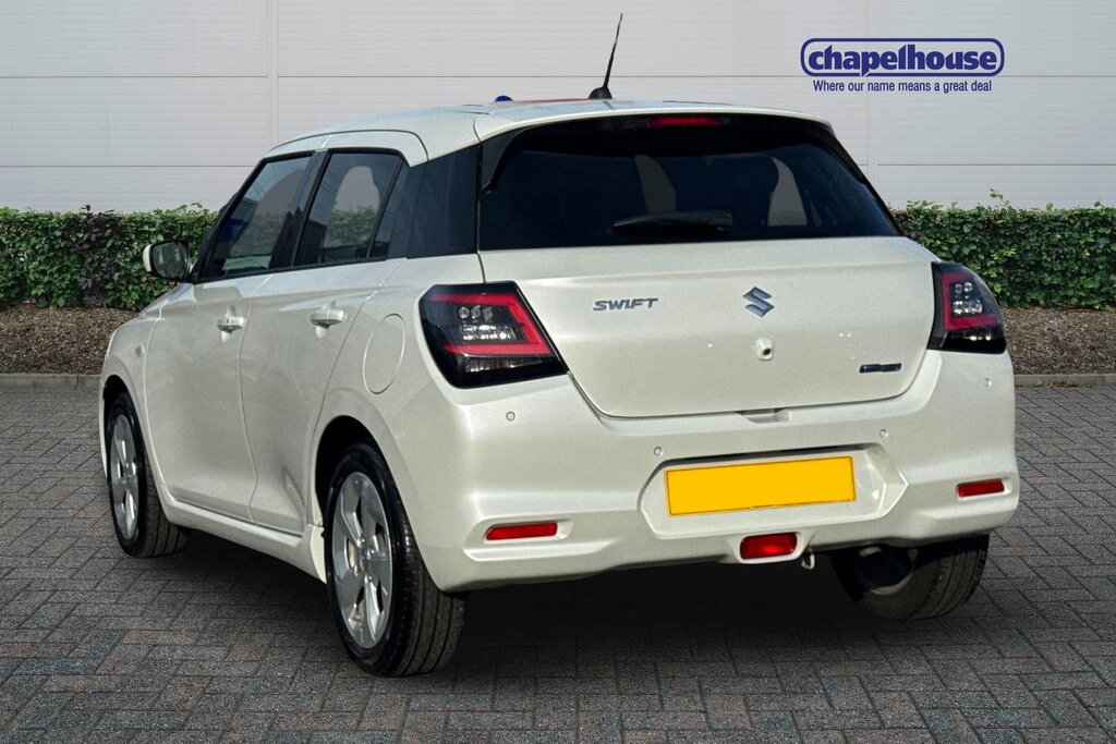 Suzuki Swift Motion Mhev 1.2 PK75BZP White #5