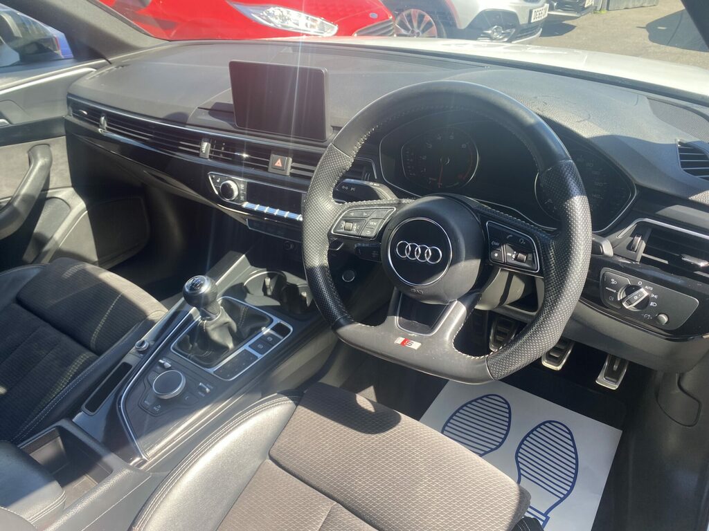 Audi A4 S Line Black Edition YY68DVF White #6