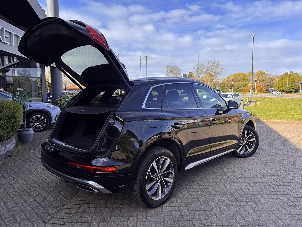 Audi Q5 Tdi S Line WM70GYT Black #6
