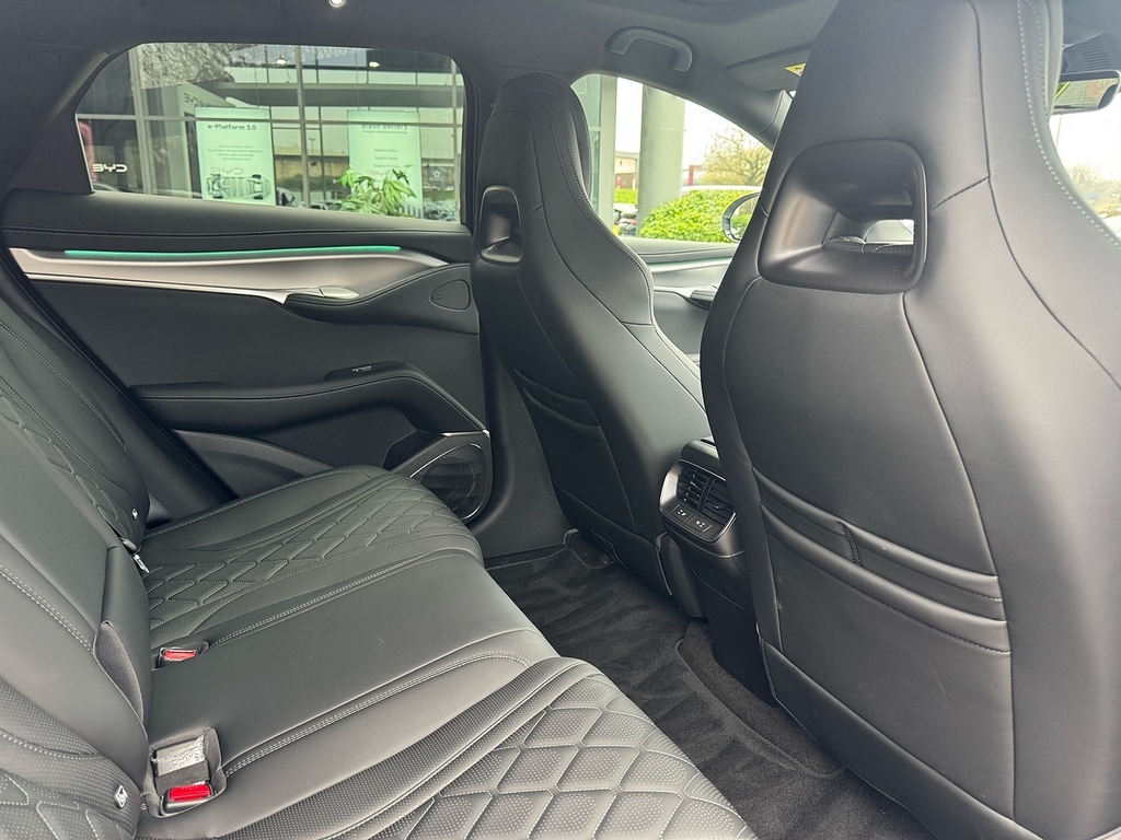 Byd Sealion 7 390Kw Excellence Awd 91Kwh Black #9