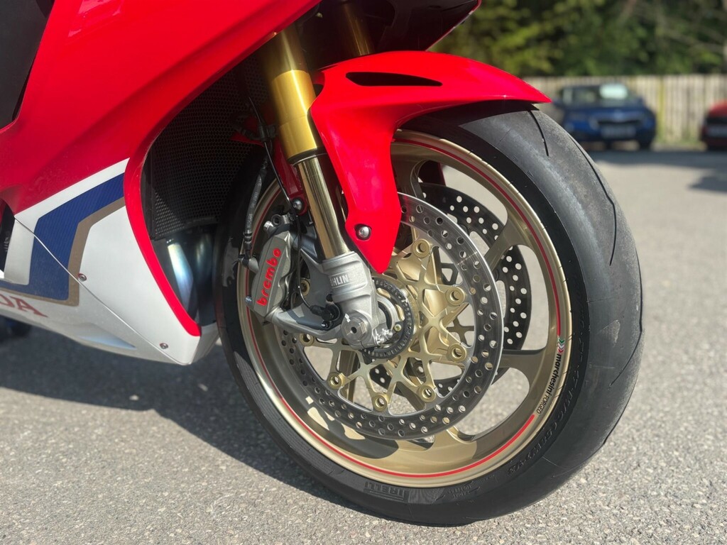 Honda  Cbr 1000 Rr Fireblade Black #7