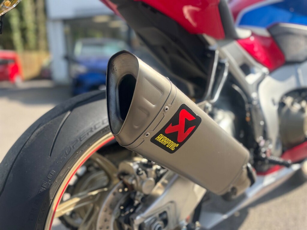 Honda  Cbr 1000 Rr Fireblade Black #9