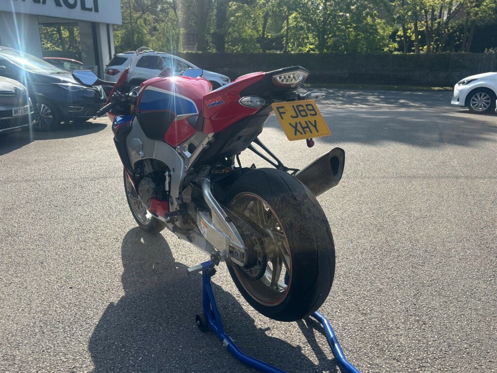 Honda  Cbr 1000 Rr Fireblade Black #1