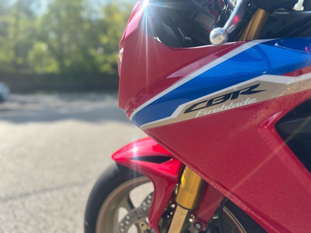 Honda  Cbr 1000 Rr Fireblade Black #10