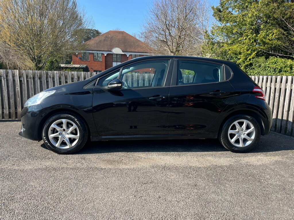 Peugeot 208 1.2 Vti Active Euro 5 DX14XME  #2