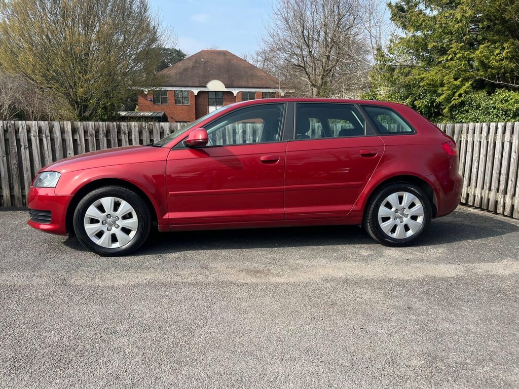 Audi A3 1.6 Sportback Euro 4 Red #2