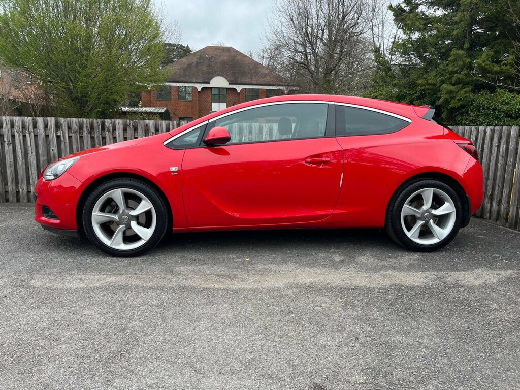 Vauxhall Astra 1.4T Sri Euro 5 Ss  #2