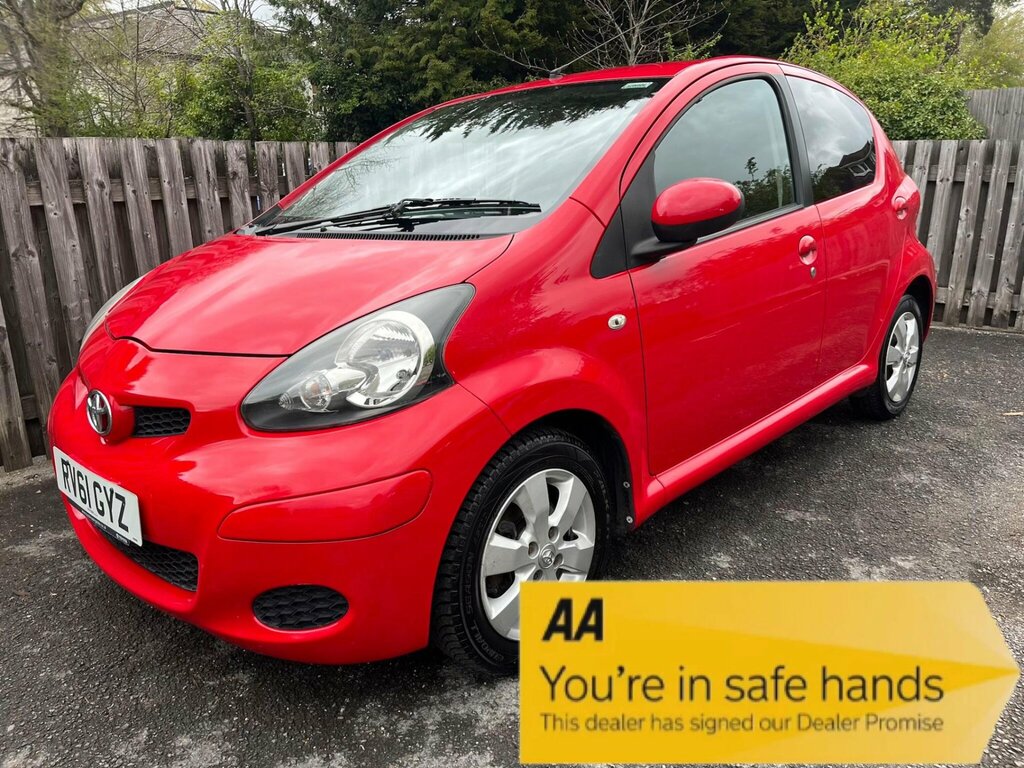 Toyota Aygo 1.0 Vvt-i Go Euro 5 Red