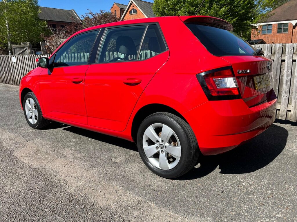 Skoda Fabia 1.0 Se Euro 6 Ss HV18LLX Red #3