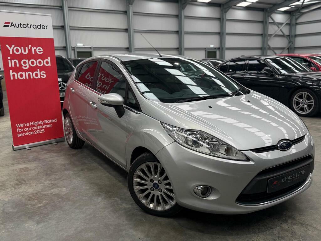 Ford Fiesta 1.4 Titanium Silver