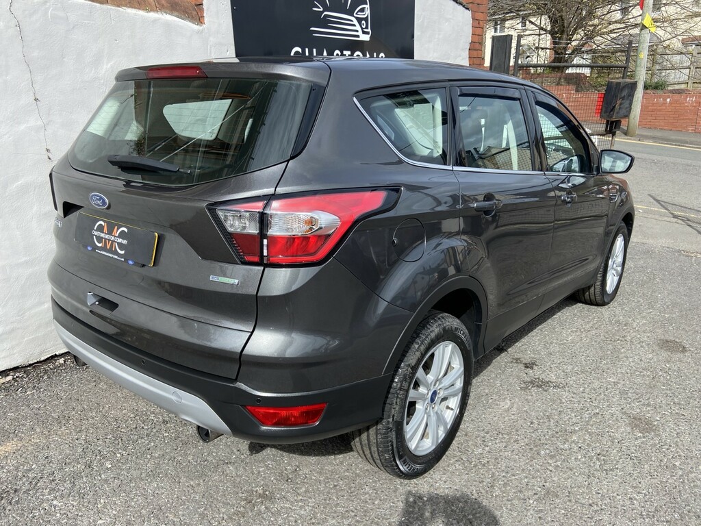 Ford Kuga Suv 1.5 T Ecoboost Zetec 2017 Grey #4
