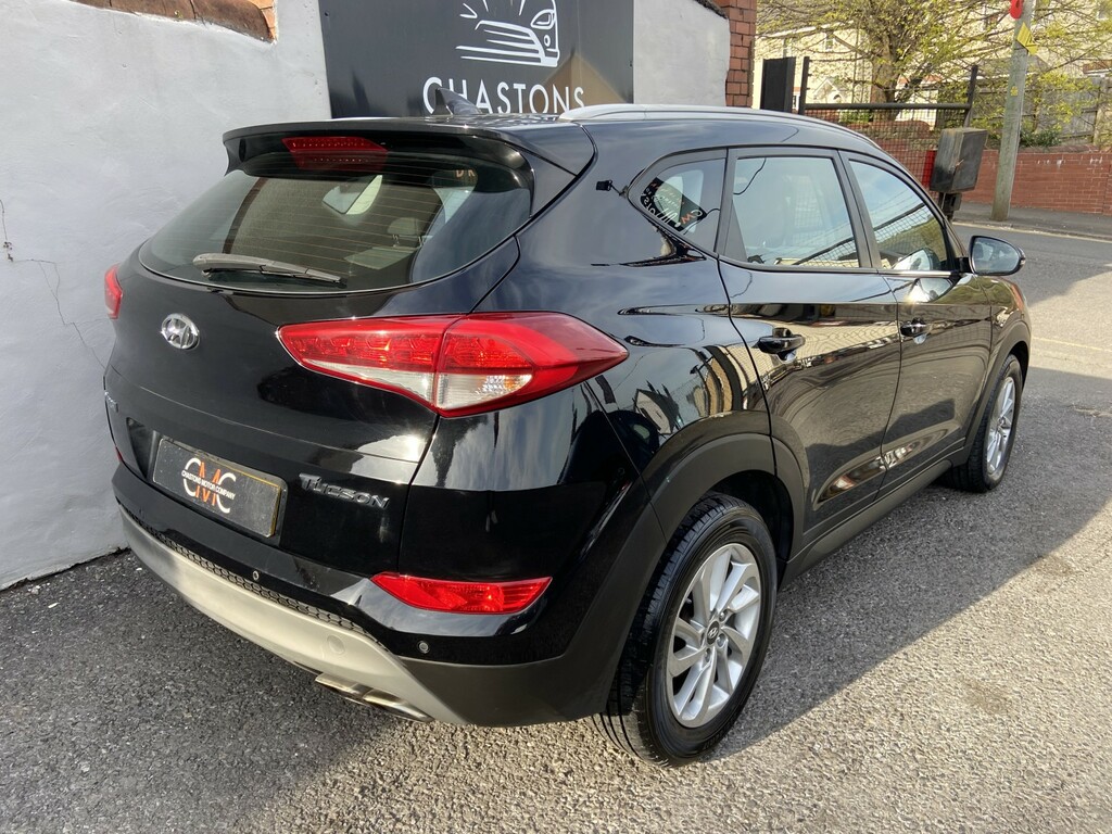 Hyundai Tucson Suv 2.0 Crdi Se Nav 2017 EA67NYR Black #3