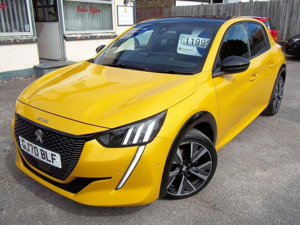 Peugeot 208 1.2 Puretech Gt Eat Euro 6 Ss 202070 Yellow