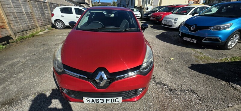 Renault Clio Dynamique Medianav SA63FDC Red #2