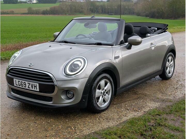 Mini Convertible 1.5 Cooper Classic Convertible E LG69ZVH Silver #2