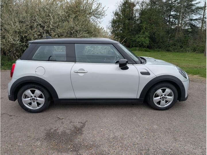 Mini Hatch 1.5 Cooper Classic Steptronic Euro 6 Ss LJ22TPY Silver #6