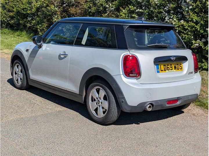 Mini Hatch 1.5 Cooper Classic Euro 6 Ss LD69WDS Silver #3