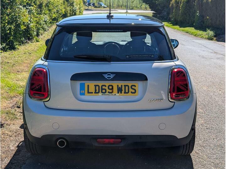 Mini Hatch 1.5 Cooper Classic Euro 6 Ss LD69WDS Silver #6