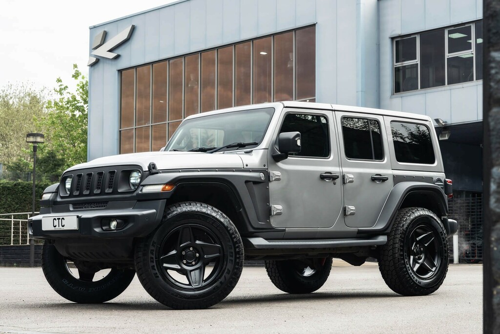 Jeep Wrangler 2.0 Gme Sahara Suv 4Wd Euro 6 Ss WM19ENW Silver #3