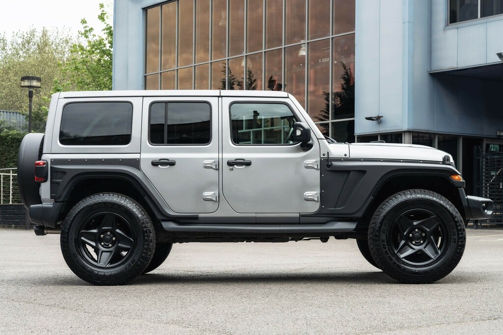 Jeep Wrangler 2.0 Gme Sahara Suv 4Wd Euro 6 Ss WM19ENW Silver #5