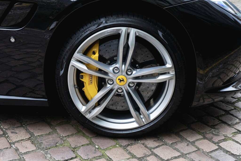 Ferrari Gtc4 Lusso T  #16