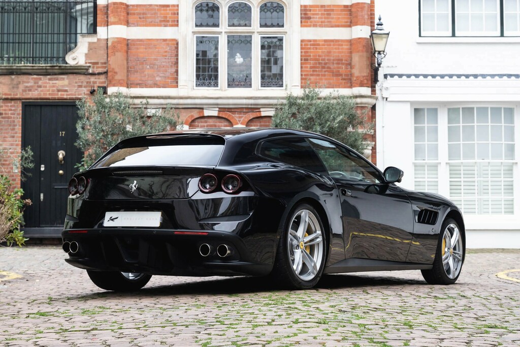 Ferrari Gtc4 Lusso T  #11