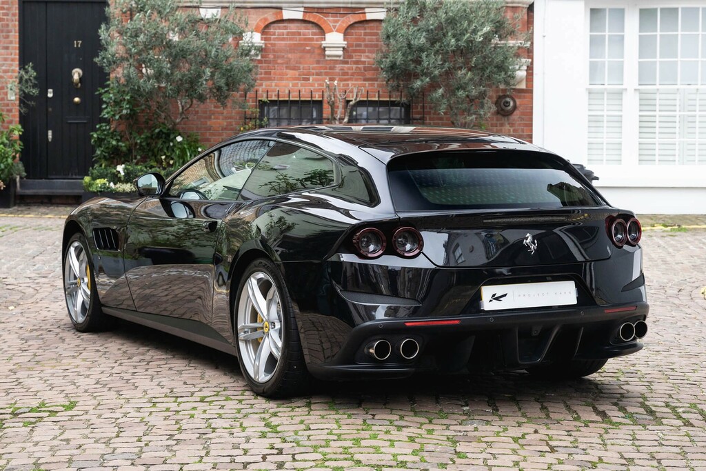 Ferrari Gtc4 Lusso T  #7