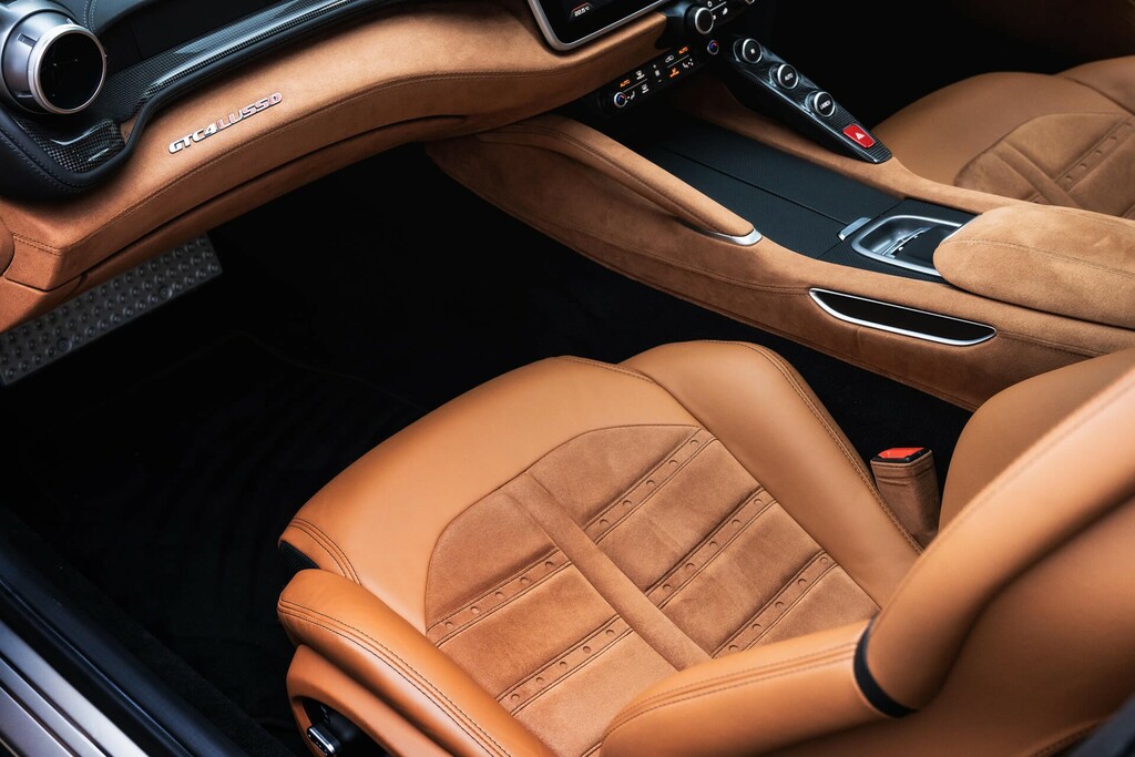 Ferrari Gtc4 Lusso T  #6
