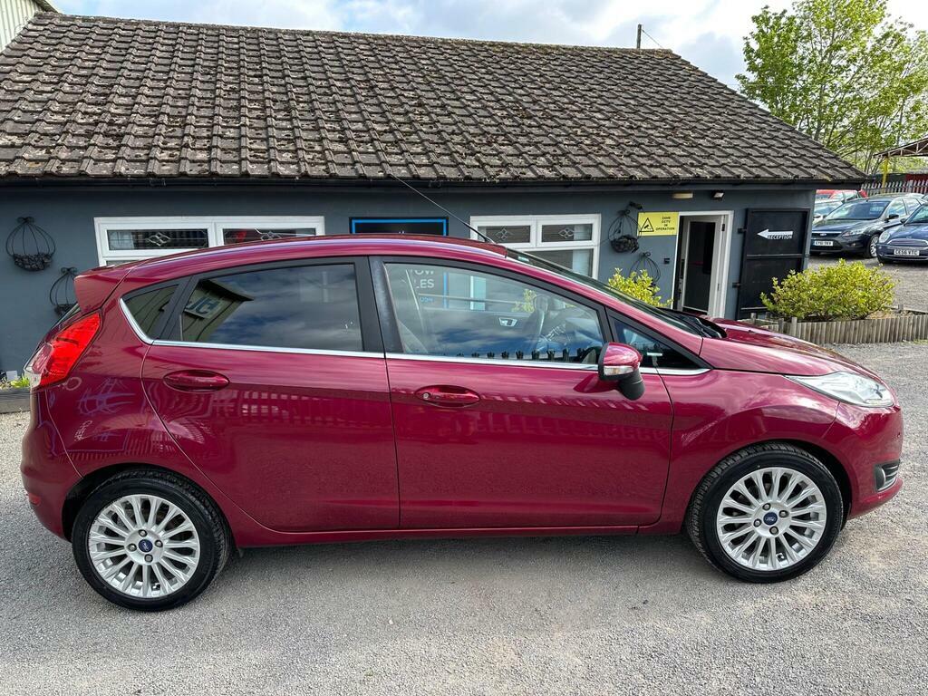 Ford Fiesta 1.0T Ecoboost Titanium Euro 6 S S  Red #4