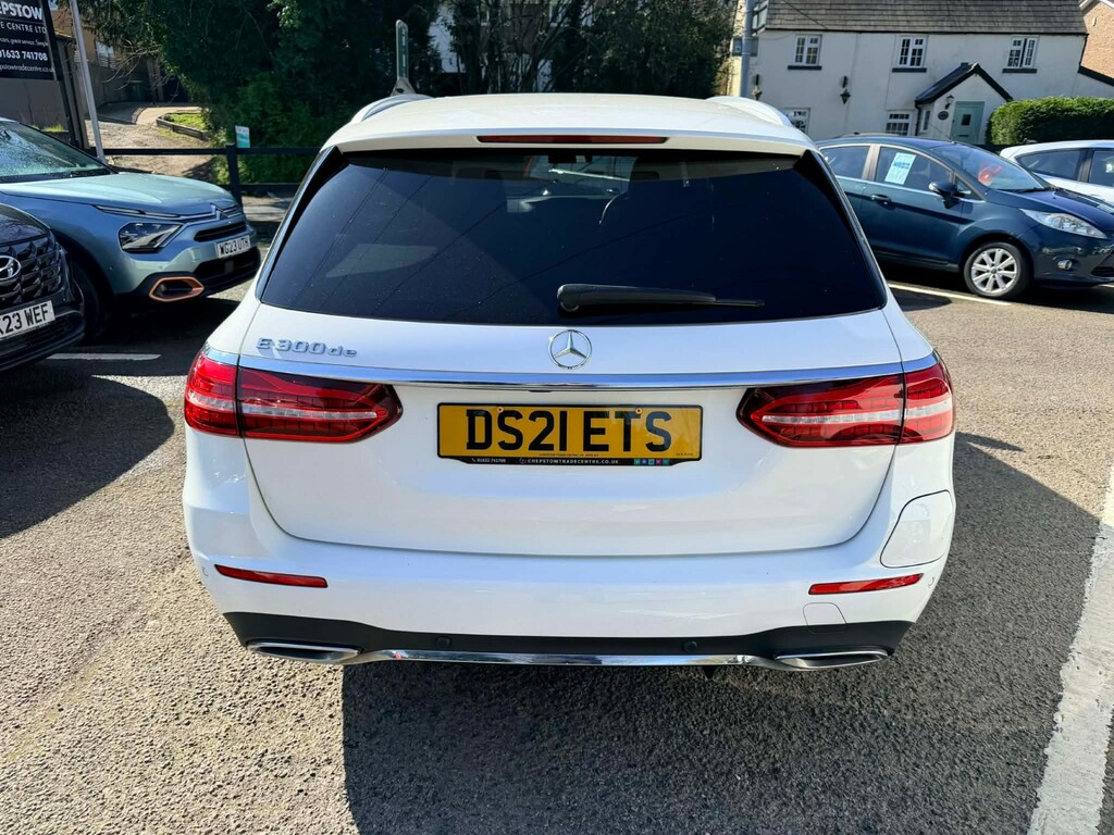 Mercedes-Benz E Class 2.0 E300de 13.5Kwh Amg Line Estate Plug DS21ETS #3