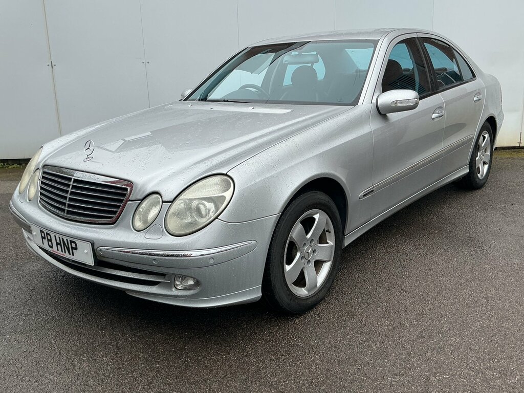 Mercedes-Benz E Class 2.1 E220 Cdi Avantgarde Saloon Silver