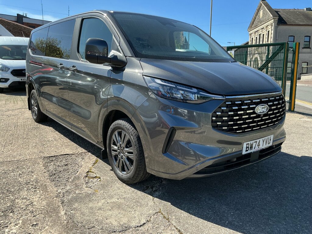 Ford Tourneo Custom 2.0 320 Ecoblue Titanium Luxe Minibus Double Cab 5 Grey #2