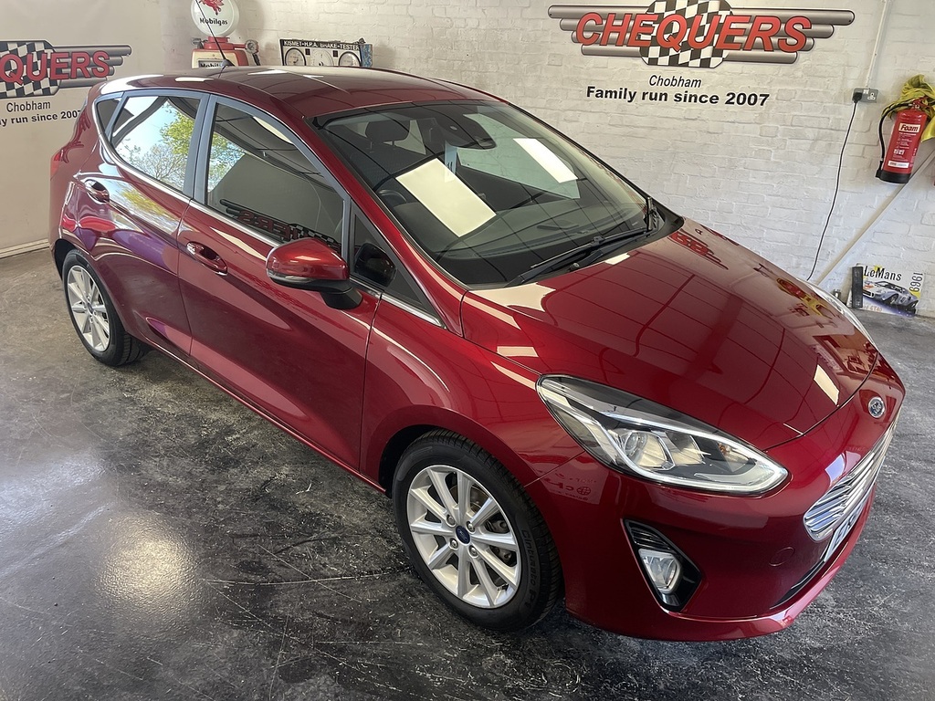Ford Fiesta T Ecoboost Titanium ET67XDK Red #2